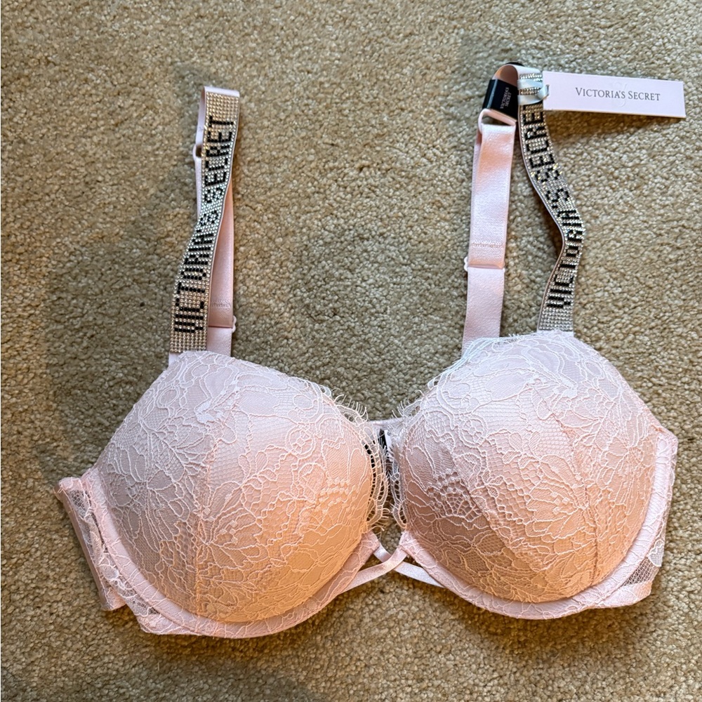 Victoria's Secret 36B Bombshell Lace Bra with Logo Straps